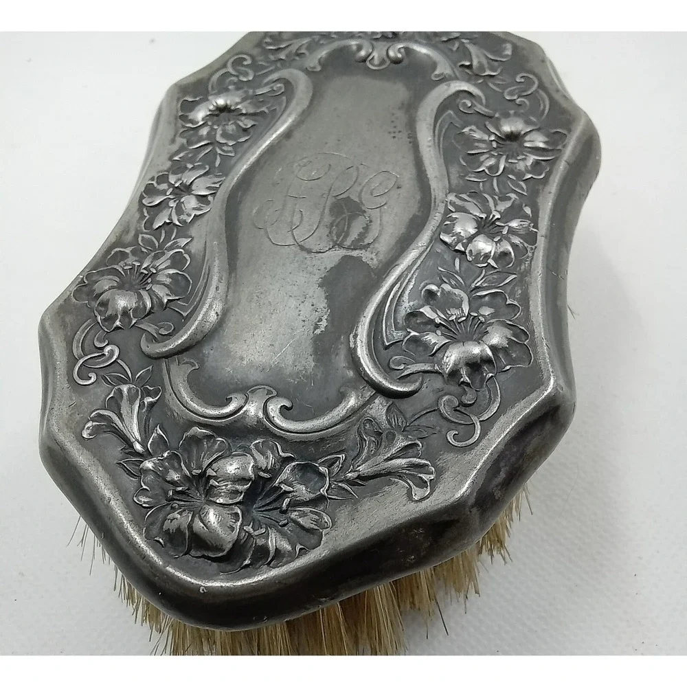 Antique‎ Art Nouveau Silver Tone Repousse Floral Monogram Vanity Clothes Brush